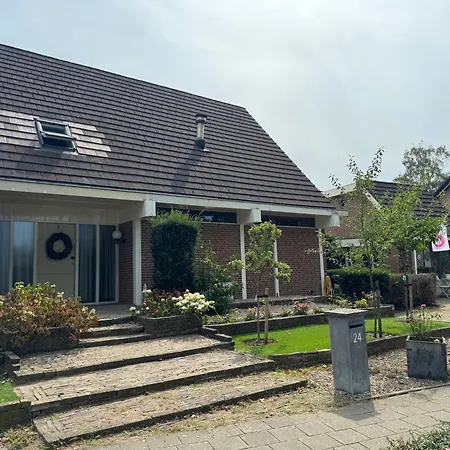 De Kleine Bongerd -the Little Orchard Hengelo (Gelderland)