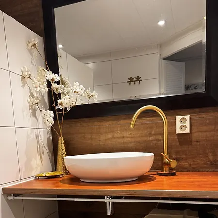 De Kleine Bongerd -the Little Orchard 3* Hengelo (Gelderland)